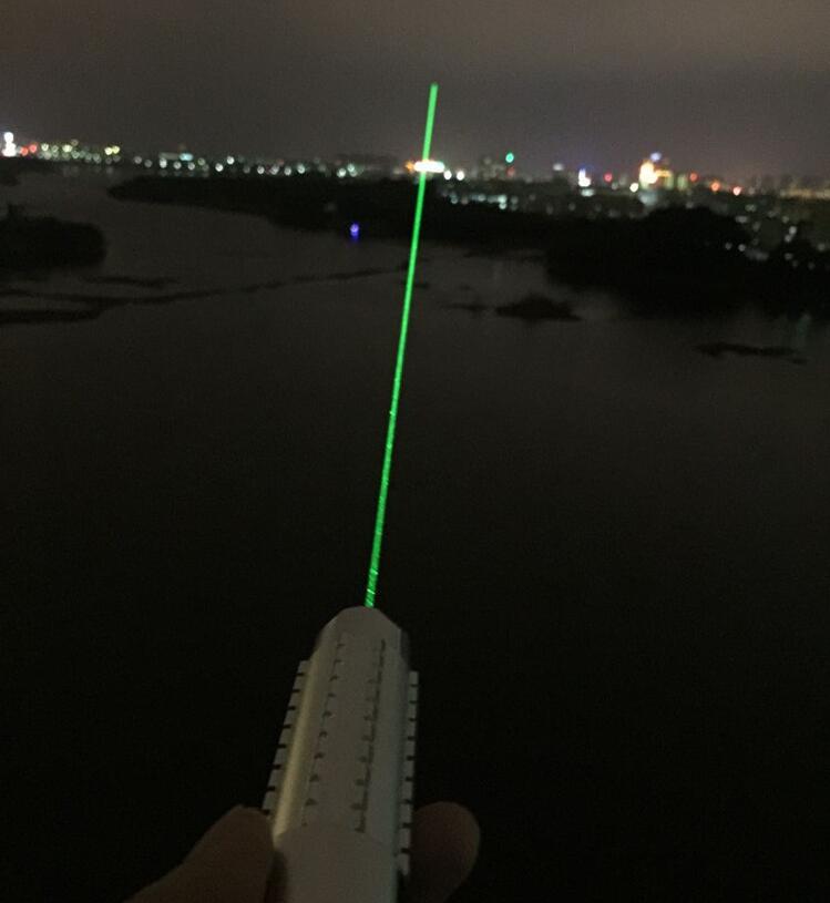 Industrial Laser Pointer - NEUE Laser-Lichtzeiger 532nm Grün 100000m Fokussierbar