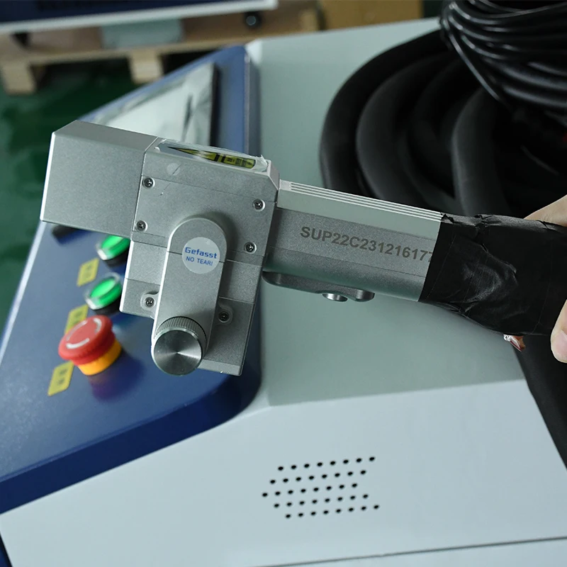 Industrial Laser Removal - SUP22C Handgeführter Laser-Reinigungskopf Neue 3000W Rostentfernungsmaschine