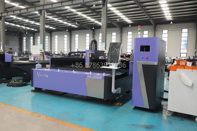 6000-Watt-Faserlaserschneidema – Industrial Laser Cutting Machine Bewertung und Preis